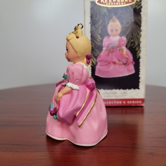 Hallmark Cinderella 1996 Madame Alexander Keepsake Ornament QX6311 - Picture 10 of 14
